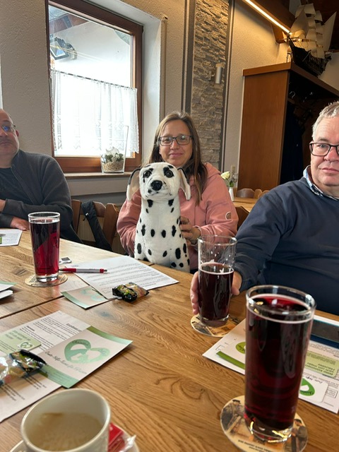 29B292C0-AAC1-4272-9E65-63B7F25C3812